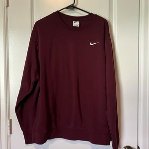 Nike Men's Club Graphic Fleece Crew